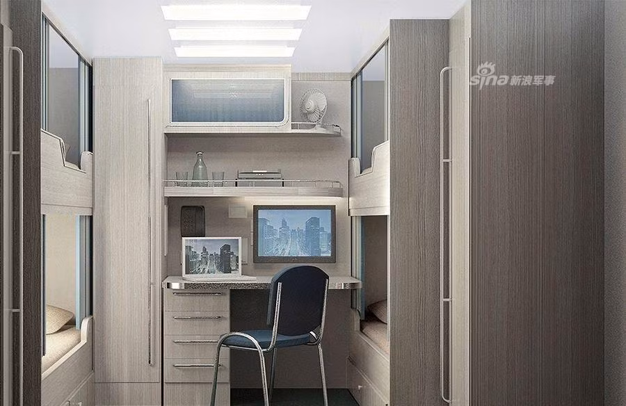 Trong khi đó phòng ngủ dành cho thuỷ thủ đoàn dù vẫn sử dụng cấu trúc giường tầng thường thấy để tiết kiệm diện tích nhưng không gian sinh hoạt là rộng rãi hơn rất nhiều. Nguồn ảnh: Sina.