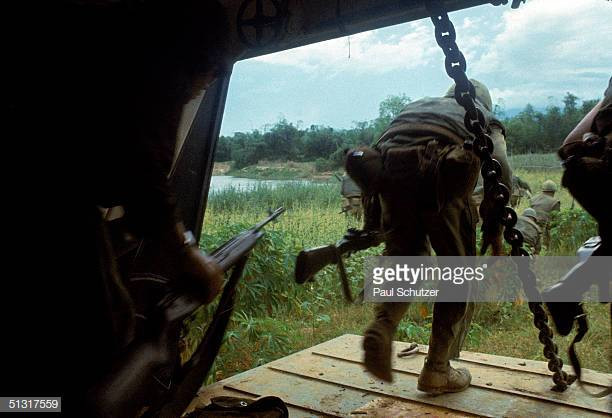 Thậm chí, số lượng bom mà Mỹ ném xuống Việt Nam - Lào - Campuchia cao gấp ba lần số lượng bom được mọi quốc gia sử dụng trong Chiến tranh Thế giới thứ hai trên khắp thế giới. Nguồn ảnh: Gettyimg.