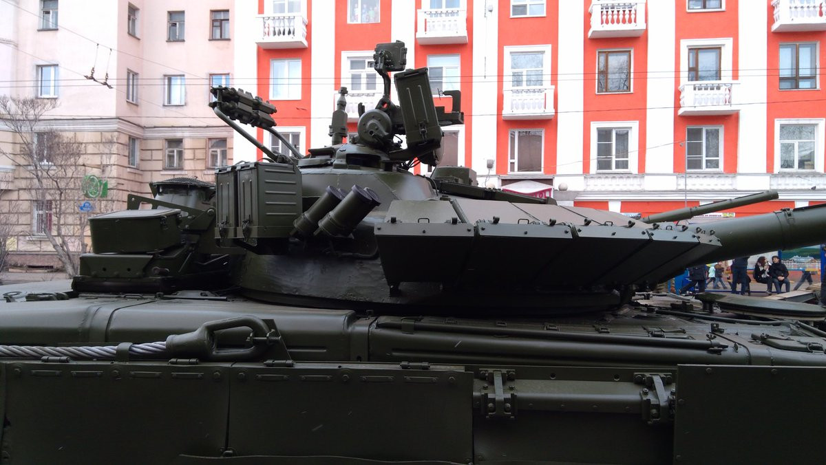 Những cải tiến đáng kể trên T-80BVM so với T-80BV cơ bản bản gồm động cơ turbine khí GTD-1000T/TF cũ với công suất 1.000 - 1.100 mã lực sẽ được thay thế bằng loại GTD-1250 1.250 mã lực cho hiệu suất hoạt động cao hơn.