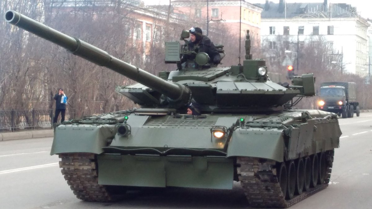 Tuy nhiên khác với chương trình nâng cấp T-72B, dự án hiện đại hóa T-80BV diễn ra với tốc độ chậm hơn, các đơn vị bộ binh cơ giới Nga thời gian qua chỉ nhận được một lượng nhỏ xe tăng T-80BVM thế hệ mới.