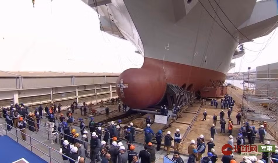 Do so tau bay san Italia dong rieng cho chien dau co F-35