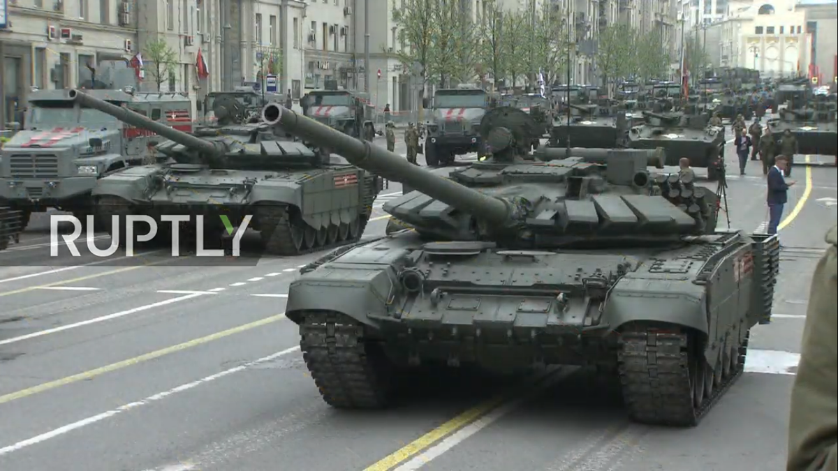 Nga duyet binh hoanh trang ky niem 74 nam Ngay Chien thang phat xit-Hinh-3