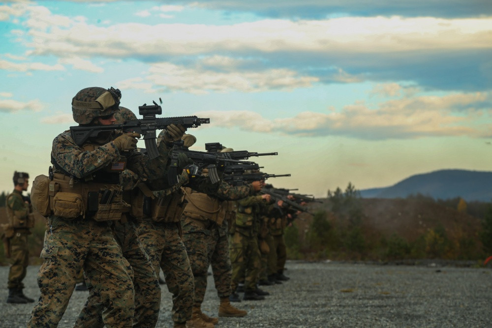 Một tiểu đội bộ binh súng trường của Na Uy có quân số chỉ 8 người. Đây là quân số tiểu đội nhỏ bậc nhất thế giới hiện nay trong khi Mỹ có 9 đến 12 người còn Nga tiểu đội bộ binh biên chế đủ cũng thường là 12 tay súng. Nguồn ảnh: WOTnorwegia.