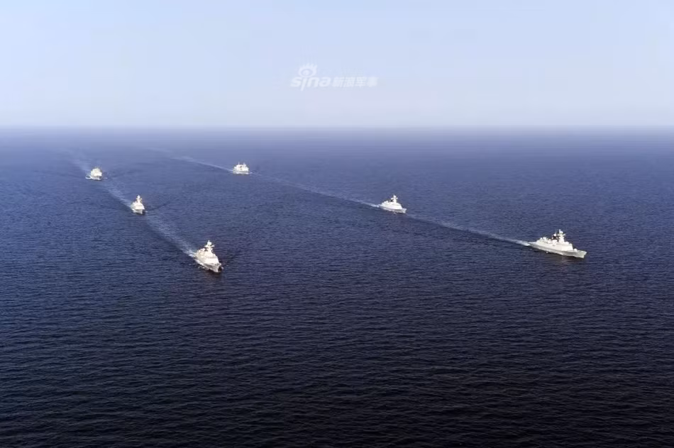 Căn cứ Hải quân Thanh Đảo bắt đầu được xây dựng lại từ năm 1950 và bắt đầu từ năm 1960, Hạm đội Bắc Hải của Trung Quốc được thành lập. Vùng hoạt động của lực lượng này trải dài từ vùng biển Hoàng Hải cho tới khu vực Thanh Đảo, Trung Quốc. Nguồn ảnh: Sina.