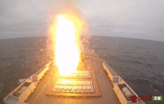 Tên lửa phòng không Aster bắt đầu được gia nhập biên chế Pháp từ năm 2001. Loại tên lửa này do Pháp và Italia cùng hợp tác nghiên cứu và có tổng cộng hai phiên bản đó là Aster 15 và Aster 30. Nguồn ảnh: QQ.