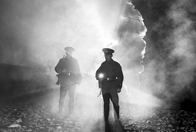 Lính biên phòng Liên Xô thực hiện nhiệm vụ tuần tra, chống buôn lậu hồi năm 1971. Nguồn ảnh: TASS.