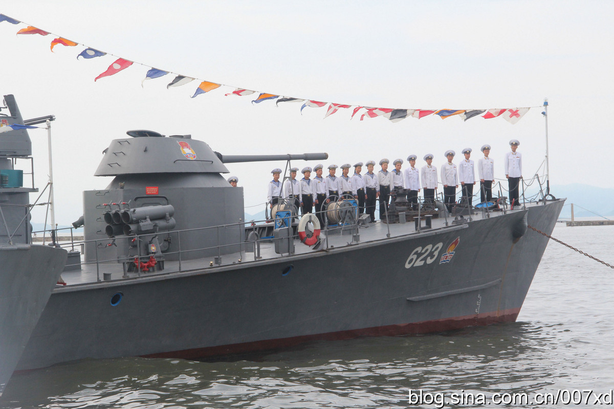  Hải quân Triều Tiên từng được coi là lực lượng có số lượng tàu chiến đông đảo nhất thế giới với số lượng gần 1000 chiếc. Tuy nhiên phần lớn trong số này là các tàu chiến cỡ nhỏ, không thể hoạt động xa quá 50 hải lý khỏi bờ biển nước này. Nguồn ảnh: Sina.