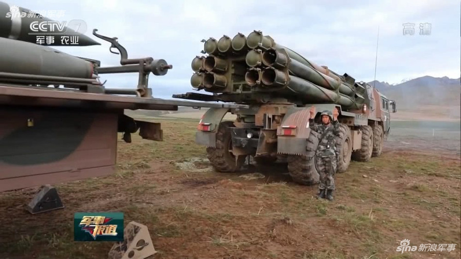 Về mặt lý thuyết, một loạt 12 phát bắn của PHL-03 trong điều kiện lý tưởng không bị quá lệch mục tiêu sẽ san phẳng được một khu vực rộng 67 hectar. Nguồn ảnh: Sina.