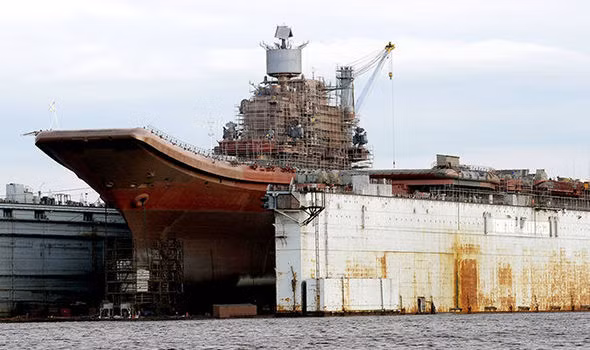 Trung Quốc được cho là đã nắm trong tay công nghệ chế tạo tàu sân bay hạt nhân và với tốc độ đóng mới tàu sân bay hiện tại của Trung Quốc, Moscow phải bắt tay ngay vào việc hoàn thiện thế kế cho tàu sân bay tương lai của mình nếu không muốn bị tụt hậu. Nguồn ảnh: Oleg.