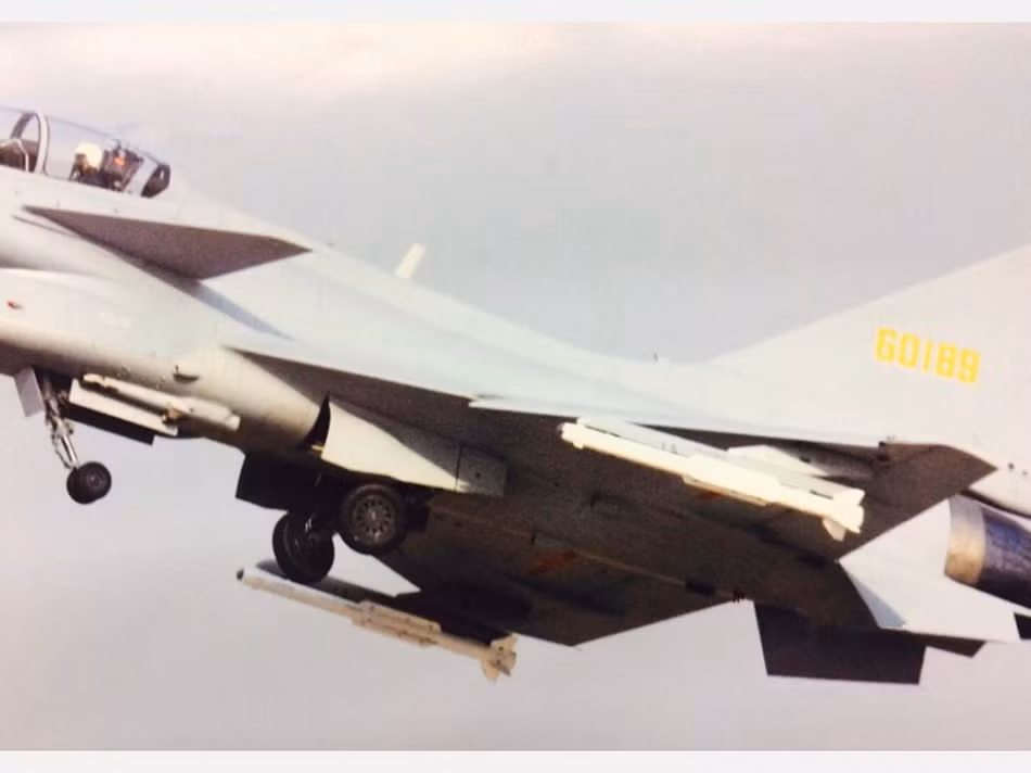 Tầm bắn tối đa của loại tên lửa này được cho là nằm trong khoảng 60 km, tên lửa có khả năng bay với tốc độ tối đa lên tới Mach 4 - nghĩa là đủ nhanh để tiêu diệt hầu như mọi loại máy bay chiến đấu của phương Tây hiện nay. Nguồn ảnh: Sina.