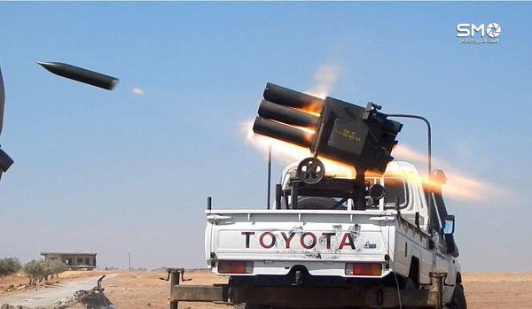 Trung Quốc thậm chí còn thiết kế ra cả kiểu ống phóng H-12 nòng đơn với trọng lượng chỉ 22,5 kg, cực kỳ thích hợp với những lực lượng đặc biệt cần hoả lực mạnh khi tác chiến. Nguồn ảnh: QQ.