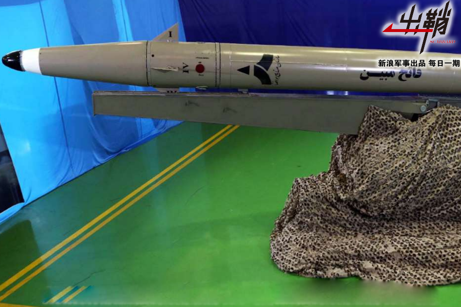 Vấn đề nảy sinh ở đây đó là Iran không có hệ thống vệ tinh để có thể phát hiện và khoá được mục tiêu tàu sân bay của đối phương ở trên biển. Việc phát hiện mục tiêu và khoá mục tiêu bắt buộc phải phụ thuộc vào hệ thống radar đặt trên đất liền của nước này. Nguồn ảnh: Sina.