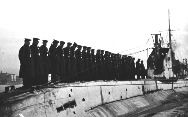 Các tàu ngầm này của Liên Xô được biên chế vào ba hạm đội hải quân Nga thời bấy giờ bao gồm hạm đội biển Thái Bình Dương, hạm đội Biển Đen và hạm đội Biển Baltic. Chiếc Shchuka đầu tiên bị chìm vào năm 1935 trong một tai nạn thuộc hạm đội Thái Bình Dương. Nguồn ảnh: QQ.