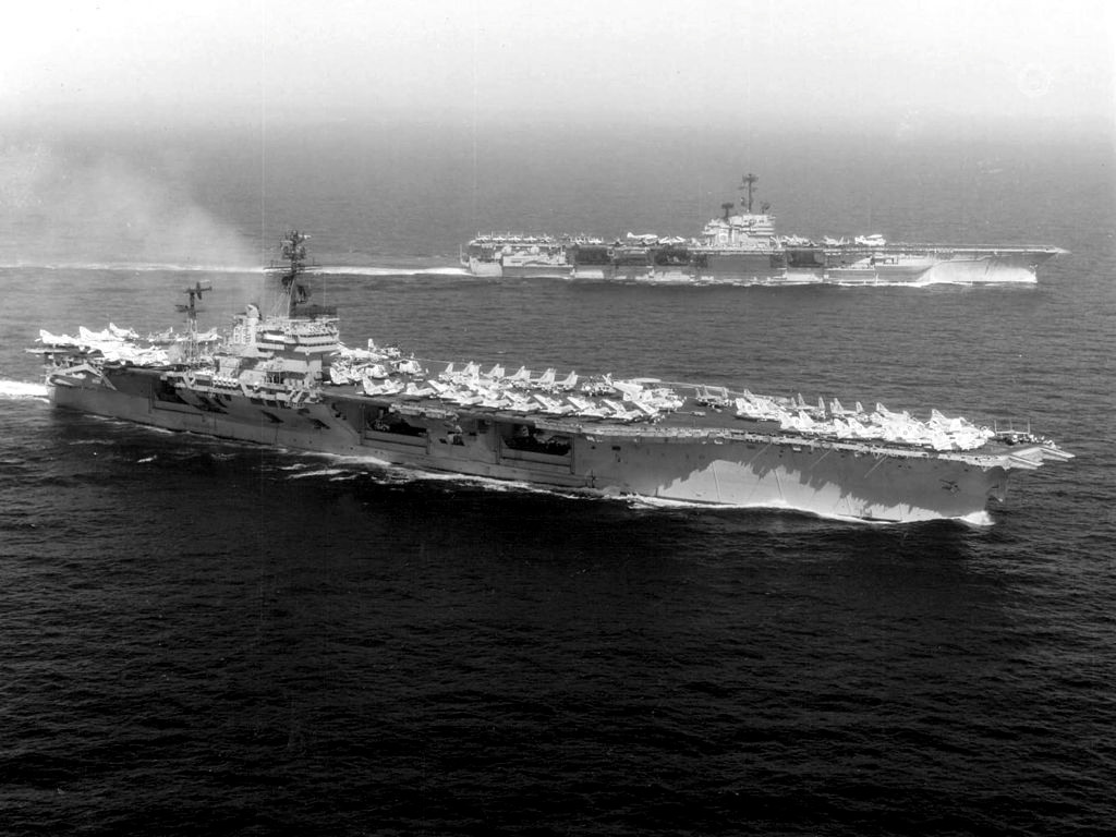 Lần điều động thứ ba của USS America tới Việt Nam là vào năm 1972. Trong lần điều động này, nhiệm vụ của USS America là tung máy bay chiến thuật yểm trợ cho các loại máy bay ném bom chiến lược đánh phá miền Bắc. Nguồn ảnh: Thedrive.