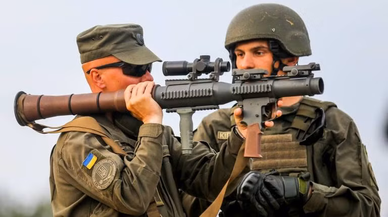 Mặc dù vậy khẩu súng chống tăng này khi được Mỹ bán cho Ukraine đã nhận được phản hồi không mấy tích cực khi Kiev khẳng định rằng PSRL-1 ngoài vẻ ngoài có phần hầm hố và hiện đại ra thì mọi thứ khác đều thua kém RPG-7 hoàn toàn. Nguồn ảnh: Interest.