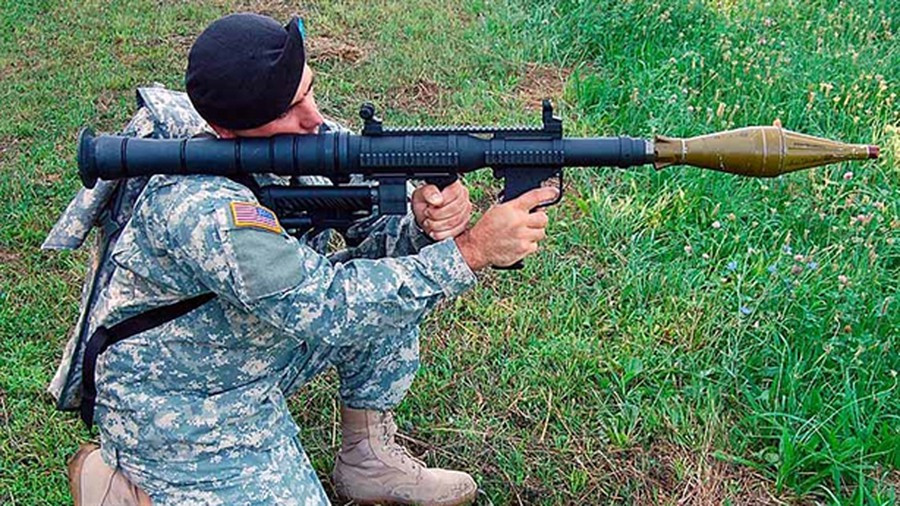 Từ tháng 5/2018, Ukraine đã nhận 500 khẩu súng chống tăng loại PSRL-1 để trang bị cho lực lượng Vệ binh Quốc gia. Cho tới nay đã có nhiều thông tin về việc PSRL-1 có độ bền thấp và độ tin cậy kém hơn nhiều so với hàng Nga. Nguồn ảnh: Interest.