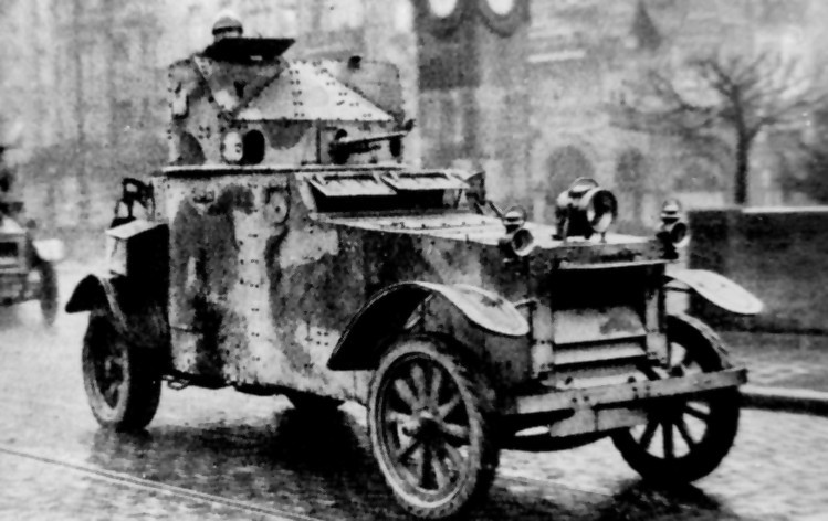 Loại xe này có thiết kế với một tháp pháo trên nóc có thể xoay được kèm theo hoả lực chính là một khẩu súng máy 7,62mm. Nguồn ảnh: WRTP.