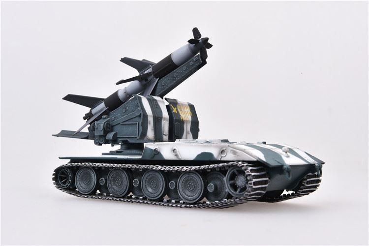 Thậm chí tên lửa Rheintochter còn có cả phiên bản tự hành được thiết kế đặt trên khung gầm xe tăng hạng trung Panther. Tất nhiên là phiên bản này vĩnh viễn chỉ nằm trên giấy, chưa từng được sản xuất thử. Nguồn ảnh: Warhistory.