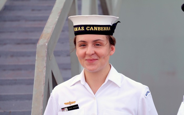 Nữ chiến sĩ tên Grace Morgan thuộc lực lượng Hải quân Hoàng gia Australia trên tàu HMAS Canberra.