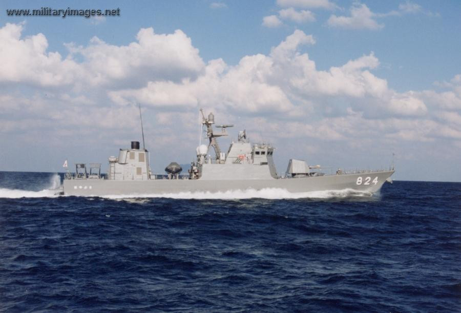 Loại tàu tuần tra duy nhất hiện đang được Lực lượng Phòng vệ Trên biển Nhật Bản sử dụng là tàu tuần tra lớp Hayabusa. Tổng cộng Nhật Bản đang sử dụng 6 tàu tuần tra loại này trong biên chế, mỗi tàu có độ giãn nước chỉ 240 tấn. Nguồn ảnh: JSDF.