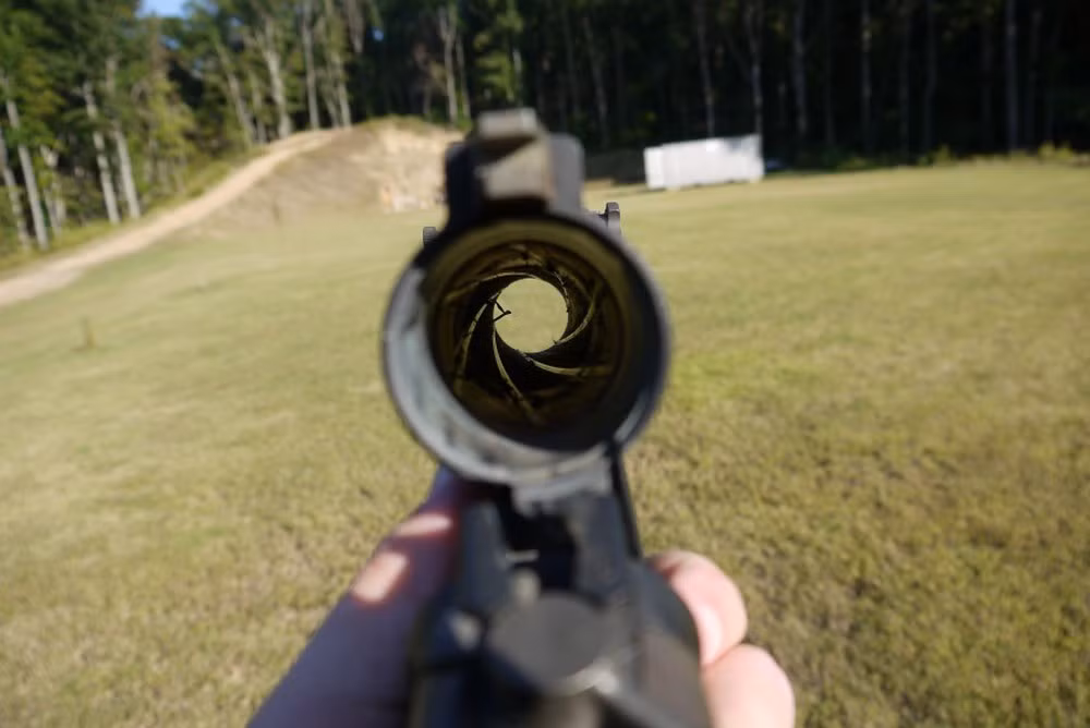 Cận cảnh nòng khương tuyến của khẩu M79. Nguồn ảnh: Guns.