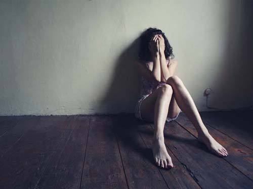 Thất vọng. Dành nhiều thời gian cho công việc, chắc chắn bạn mong mỏi kết quả tốt đẹp từ những việc mình làm. Dù vậy, cuộc sống không phải lúc nào cũng màu hồng, thành công không phải luôn đến như dự tính. Nếu không may mắn, công việc thất bại sẽ khiến bạn cảm thấy vô cùng tuyệt vọng.