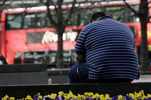 Dù không nguy hiểm tới tính mạng song người thừa cân dễ bị trầm cảm, rối loạn ăn uống, tự ti hơn so với người có cân nặng chuẩn.