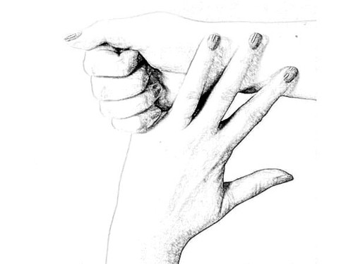 Nếu như massage ngón đeo nhẫn giúp bạn cải thiện hệ tiêu hóa thì massage ngón út giúp bạn đánh bại nỗi sợ hãi, lo lắng, căng thẳng quá mức.