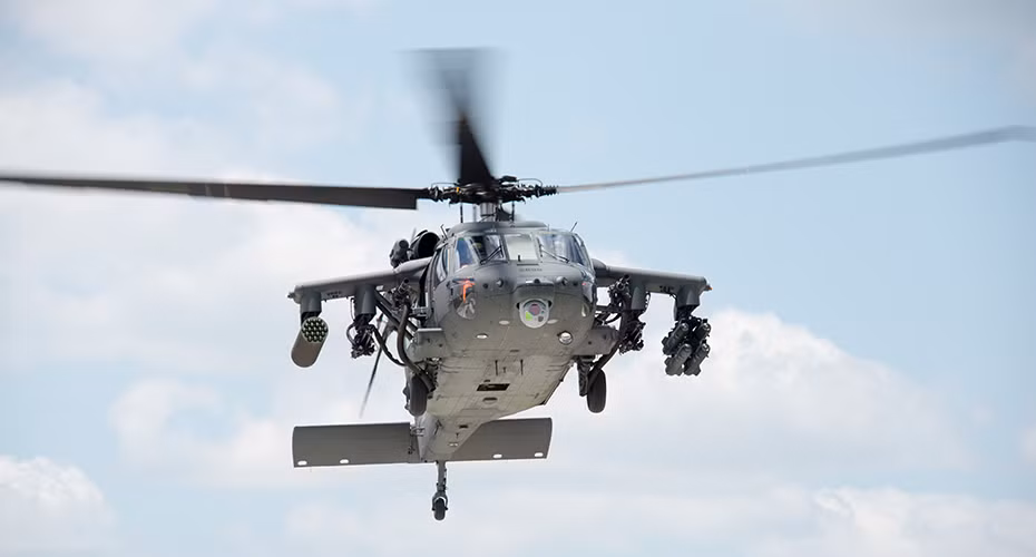 Tờ Filghtglobal.com bình luận, với phiên bản vũ trang S-70 Black Hawk trên có thể là sản phẩm hướng tới các quốc gia đang muốn thay thế phi đội trực thăng Mil Mi-24 do Liên Xô (sản xuất).