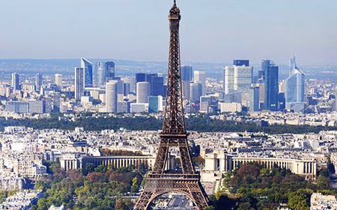 Pháp có GDP 2.276 tỷ USD và xếp thứ 9.