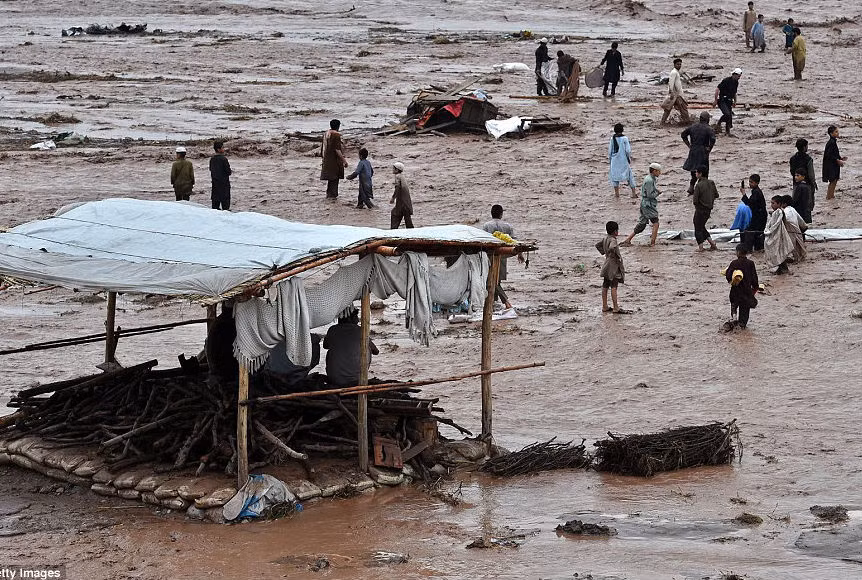 Canh tuong lu lut kinh hoang o Pakistan-Hinh-7