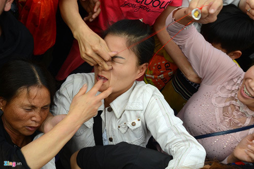 Nhung vu giam dap, tranh cuop loc tai le hoi, den chua gay soc-Hinh-7