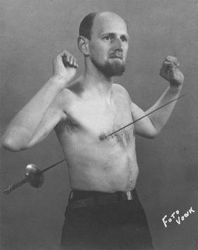 Người đàn ông sở hữu siêu năng lực đặc biệt Arnold Gerrit Henskes (1912 - 1948) còn được biết đến với nghệ danh Mirin Dajo. Ông là một nghệ sĩ biểu diễn người Hà Lan.