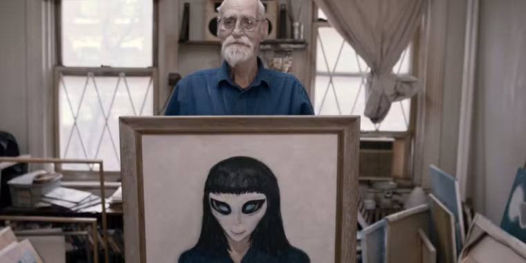 Từ trải nghiệm đặc biệt trên, ông Huggins đã vẽ một số bức tranh về những cuộc gặp gỡ người ngoài hành tinh kể từ năm 1987.