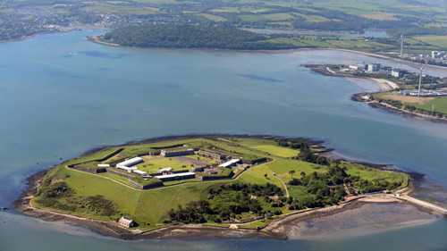 Còn được gọi là "Alcatraz của Ireland", hòn đảo nổi tiếng thế giới Spike từng là căn cứ quân sự của Vương quốc Anh trong thế kỷ 18.