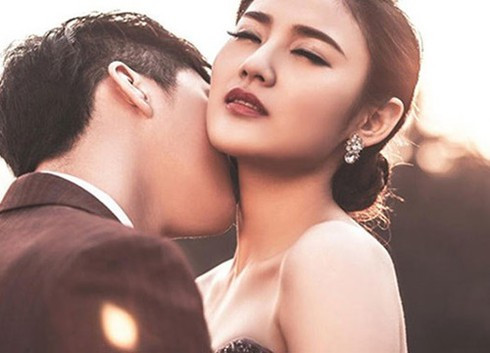 Dau kho khi giua luc an ai nong bong, nguoi yeu goi ten xa la