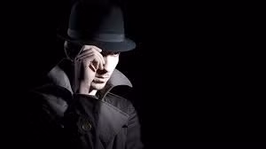 Theo đó, gián điệp mang mật danh "Godsend" tên thật là Oscar Seborer. Người này từng làm việc tại Phòng thí nghiệm quốc gia Los Alamos ở New Mexico - nơi Dự án Manhattan được thực hiện.