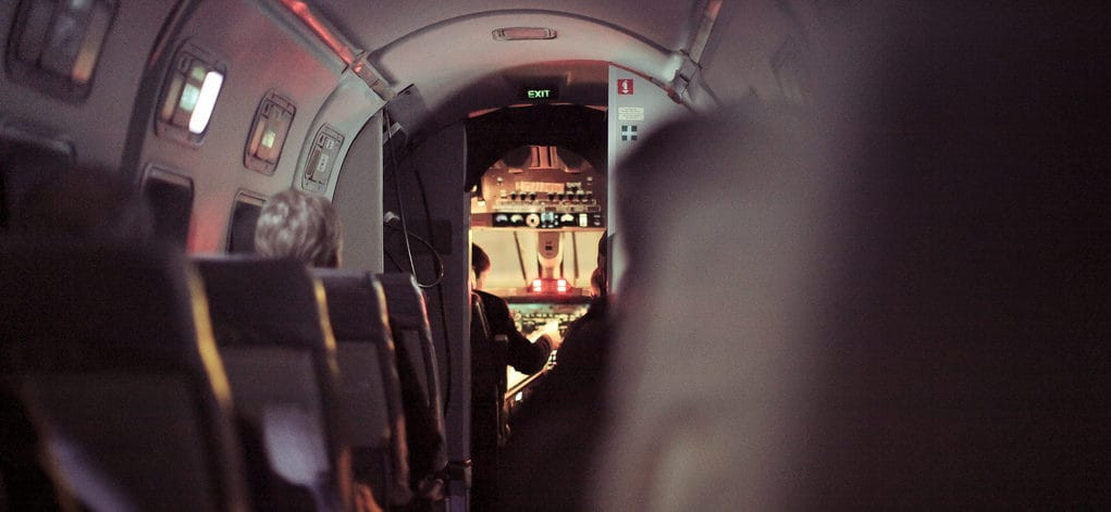 Cụ thể, một số thành viên phi hành đoàn làm việc trên chuyến bay 318 kể rằng từng nhiều lần nhìn thấy linh hồn của Bob Loft và Don Repo xuất hiện trên các chuyến bay sau khi thảm kịch xảy ra.