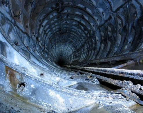 Vì vậy, bên trong mê cung hầm mộ Odessa có nhiều căn phòng được dùng cho người dân sinh hoạt, bệnh viện và nhà hát.