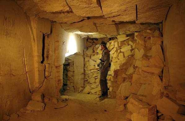 Trong Chiến tranh thế giới 2, hầm mộ Odessa là nơi trú ẩn an toàn cho người dân địa phương khi Đức quốc xã đem quân tới xâm lược.