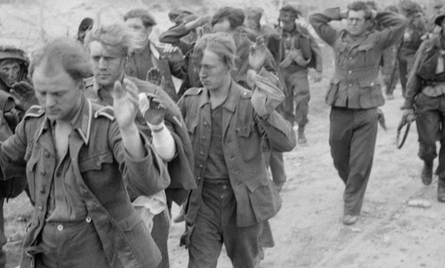 Sau khi chọn được một số người phù hợp, OSS sẽ bí mật đào tạo những kỹ năng cơ bản cho tù binh người Đức để họ có thể hoạt động gián điệp.