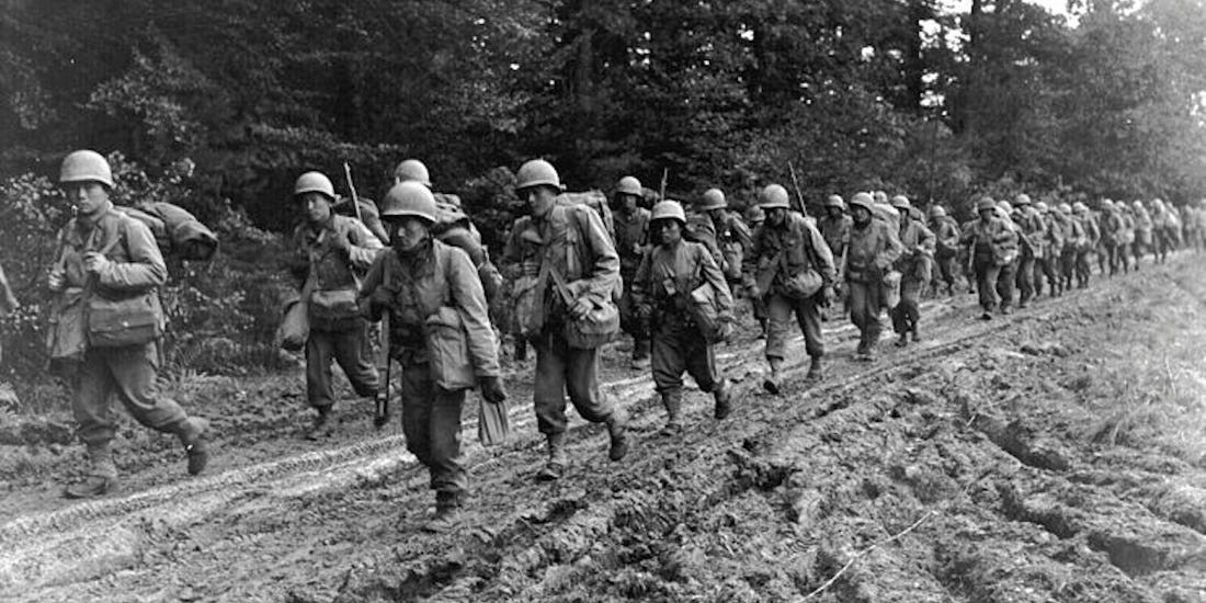 Do thông thạo tiếng Đức nên Viertel được lựa chọn xây dựng mạng lưới gián điệp người Đức làm việc cho Mỹ.