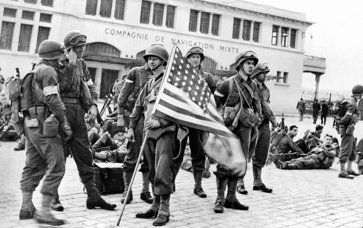 Chính vì vậy, sau một thời gian nghiên cứu, tìm ra phương án, Cục tình báo chiến lược (OSS) - tiền thân của Cục Tình báo trung ương Mỹ (CIA) quyết định chiêu mộ một số người Đức làm gián điệp.