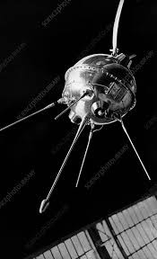 Sau khi hoàn tất quá trình trên, điệp viên CIA bí mật trả lại thùng gỗ chứa tàu Luna 2 về ga tàu để nó tiếp tục chuyến hành trình đến các thành phố khác của Liên Xô mà không bị phát giác.