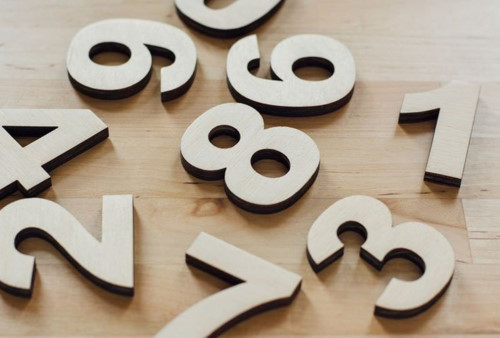 Vốn tính hào sảng, thích giúp đỡ người khác, họ có nhiều mối quan hệ xã hội vô cùng tốt đẹp, giúp ích cho những mối quan hệ làm ăn sau này. Nếu sinh vào ngày 9, 19, 29, hãy cân nhắc đến việc kinh doanh thêm.