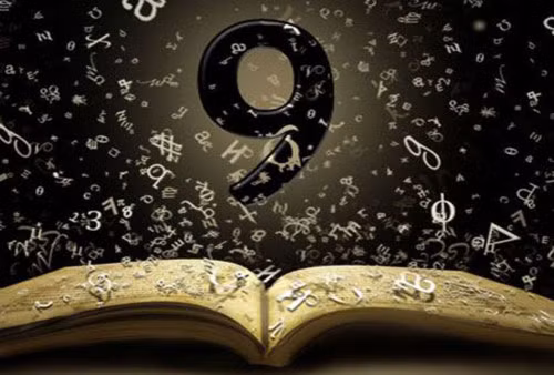 Không phải tự nhiên mà rất nhiều người lại yêu thích con số 9. Những sim điện thoại có càng nhiều số 9, giá sẽ càng đắt vì được nhiều người chuộng bởi theo họ. con số 9 là biểu tượng của sự vĩnh cửu, trường tồn.