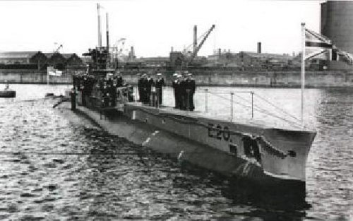 Thực tế chứng minh chỉ trong 3 tháng đầu tham gia Chiến tranh thế giới 1, hải quân Anh mất 3 tuần dương hạm do bị tàu ngầm của Đức tấn công đánh chìm.