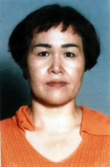 Đến năm 18 tuổi, Fukuda bỏ nhà và đến sống với bạn trai. Cả hai cùng nhau phạm tội khi đột nhập vào nhà của lãnh đạo cục thuế khu vực Takamatsu năm 1966 để cướp của.