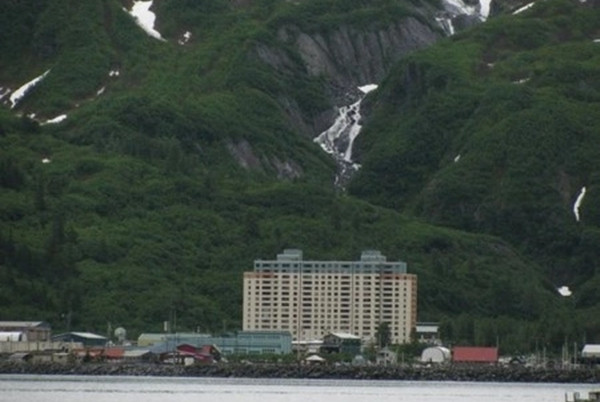 Thị trấn kỳ lạ ở Mỹ, người dân không bao giờ ra khỏi nhà Thi tran ky la o My, nguoi dan khong bao gio ra khoi nha