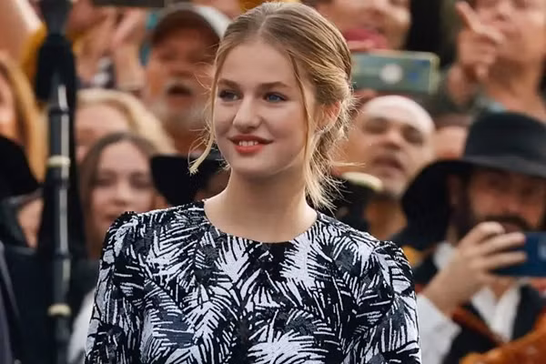 Ngày 31/10/2005, người dân Tây Ban Nha vui mừng chào đón sự ra đời của công chúa Leonor, con gái lớn của vua Felipe VI và hoàng hậu Letizia.